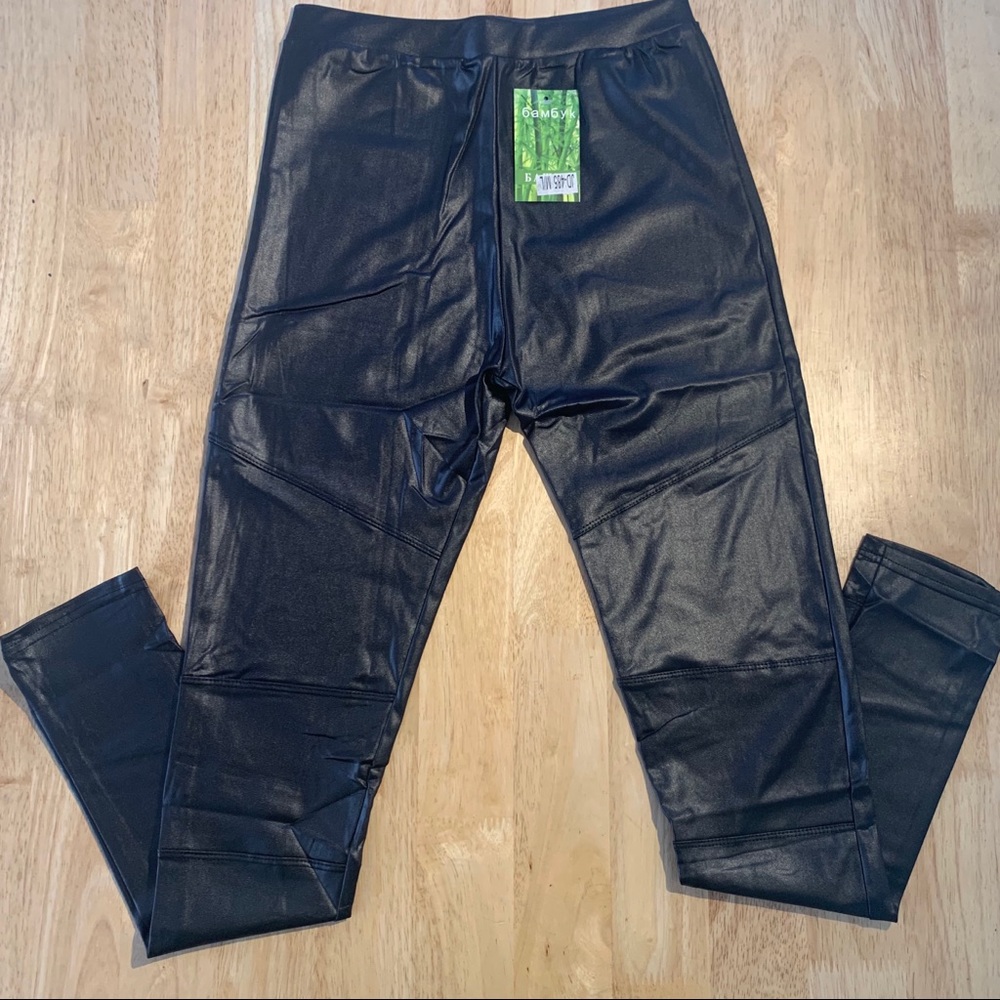 Sexy Faux Leather skinny stretchy leggings NWT - Picture 3 of 4